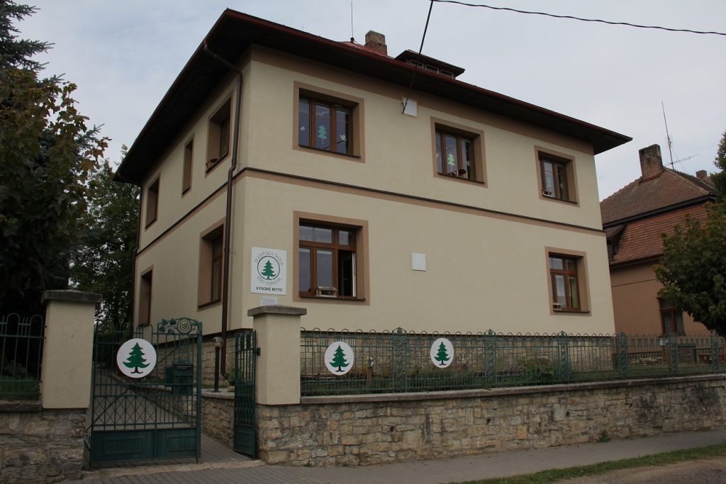 Mateřská škola Pod Smrkem, Vysoké Mýto, příspěvková organizace Mateřská škola Pod Smrkem, Vysoké Mýto, příspěvková organizace
