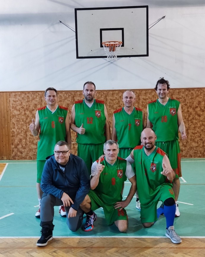 Konec dobrý, všechno dobré, aneb vítězný návrat staré gardy ze Slavonic