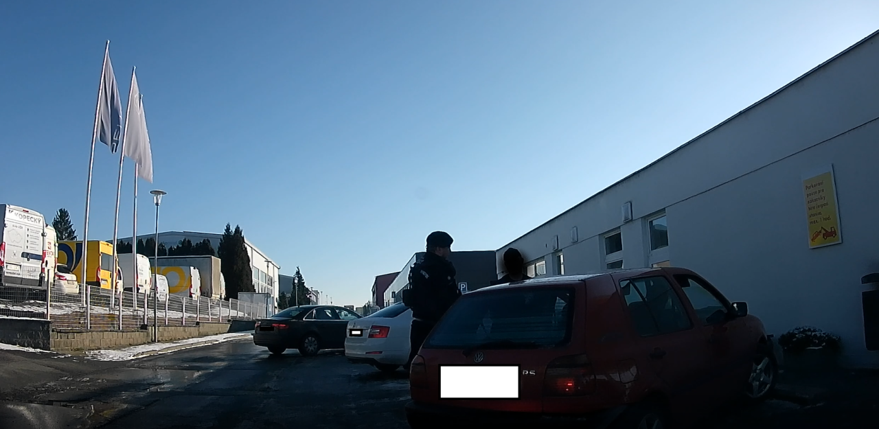 Opět usedl za volant bez řidičského oprávnění Opět usedl za volant bez řidičského oprávnění